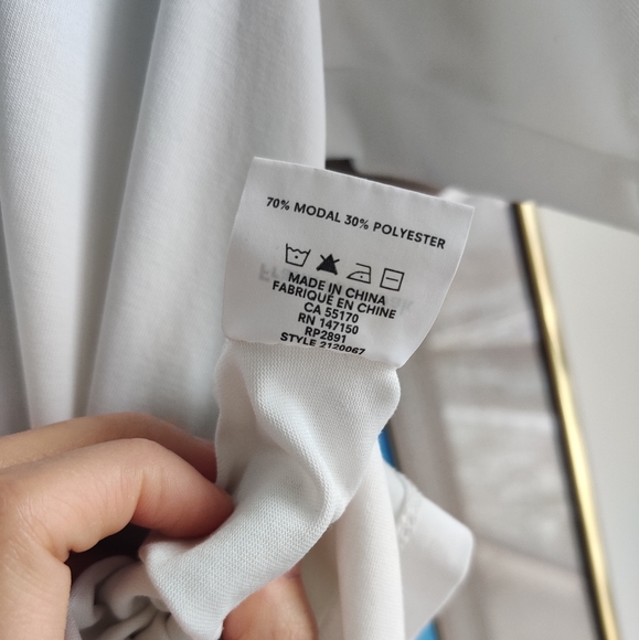 Frank & Oak V-Neck T-Shirt in White - Picture 5 of 6